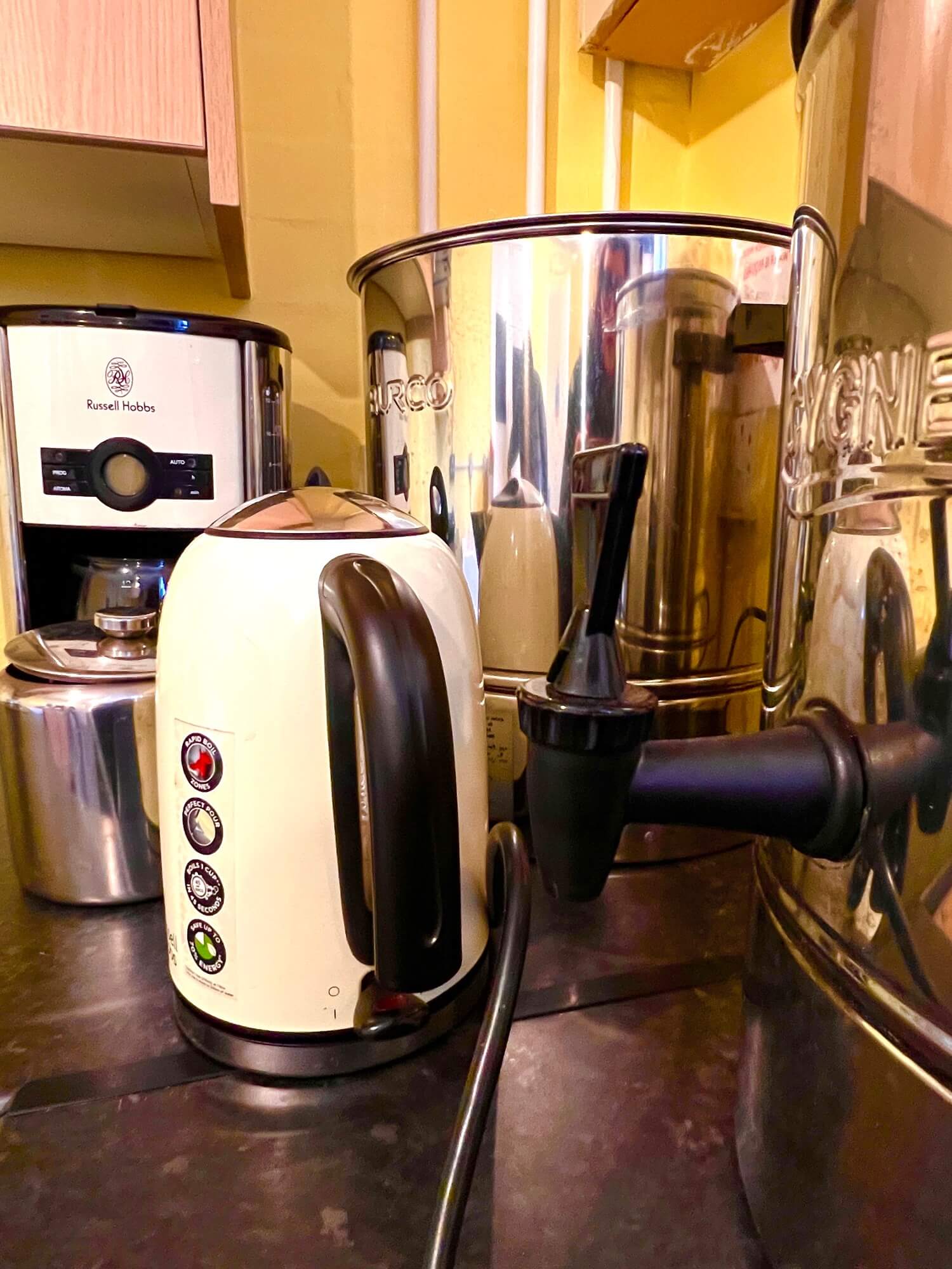 Kitchen appliances